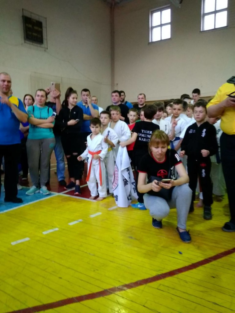 IMG-7cdd0ca0a4303a96732a2e6d78efc415-V