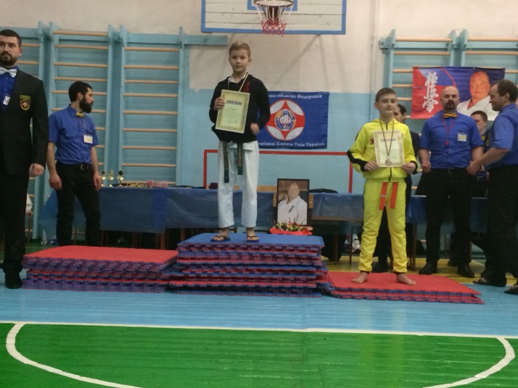 IMG-efb484b8384353b1848eb4870a04d600-V