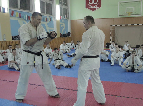 IMG-47bdb633002939178658f2dbe4677761-V