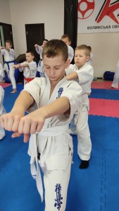 C4BD0E0B-0B0B-409E-A0F9-CC6EB96DC207