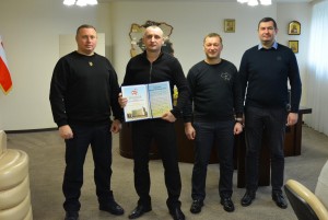 0D4E4F2C-4379-4871-82C8-AA7540E1789F