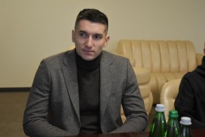 2EBC4792-8263-44F6-84E1-4E3BAF13C934