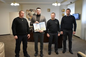 5CCA5C0C-EE90-4250-B811-0CF4EE3EEEF6