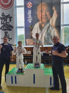 AC61187D-0EFE-4BBF-8EEC-214E082B2701