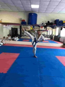 9BC57C9D-34CA-45C1-ACA1-403302DC2423