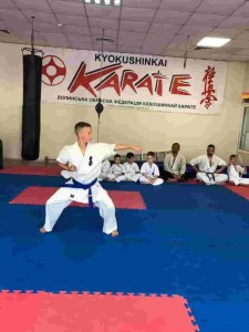 D47A2B63-A5FD-4B38-BBAB-EB5CE0E27ED3