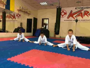 CFF5A73E-4A5E-46ED-9AC7-A92928E0EB07