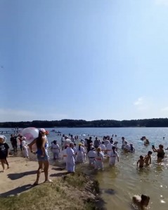 F7FD189F-A38D-4BE1-8CE1-AADE9C14CEE6