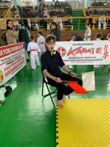 228A0EB1-D0FC-48EE-84D2-F1769A5A7DE4