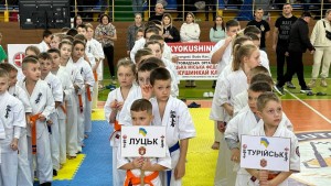 22E2EB31-FE82-495F-8558-CAD459048EE4