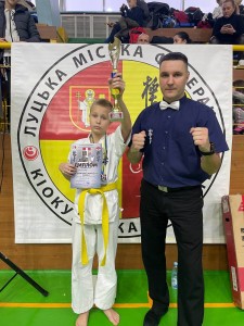 671B5B49-838C-4C6E-8F98-6E41E6C2FDD9