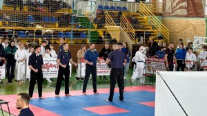 B7450527-6EA7-4B3A-B66A-91340AE09F02